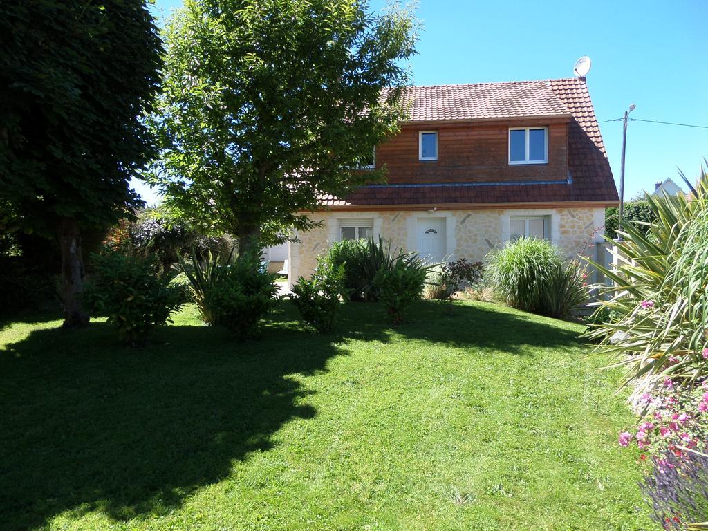 Gite Des Galets Saint-Léonard Exteriér fotografie