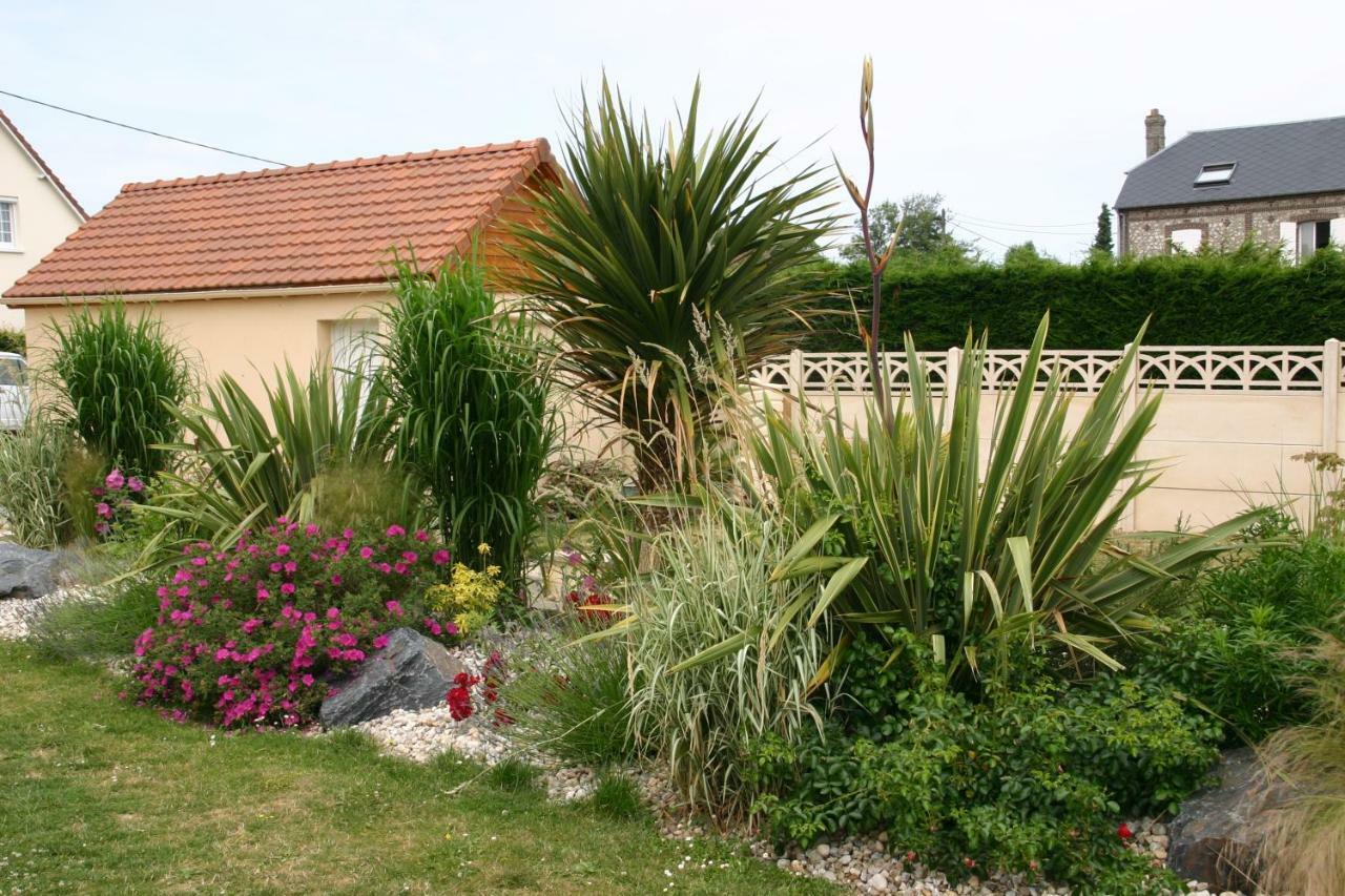 Gite Des Galets Saint-Léonard Exteriér fotografie